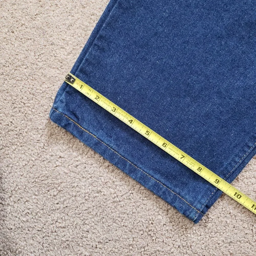 NWOT Wrangler Cowboy Cut Flame Resistant Size 44x32 Mens Blue Denim Jeans CAT2